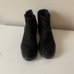 Black boots